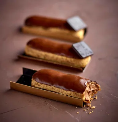 Éclair Carat Cakau