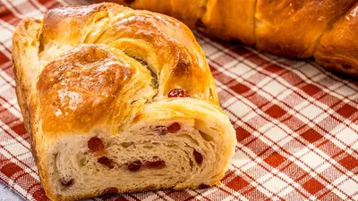 Trenza de hojaldre de frutos rojos