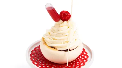 Pavlova de frambuesa y chocolate